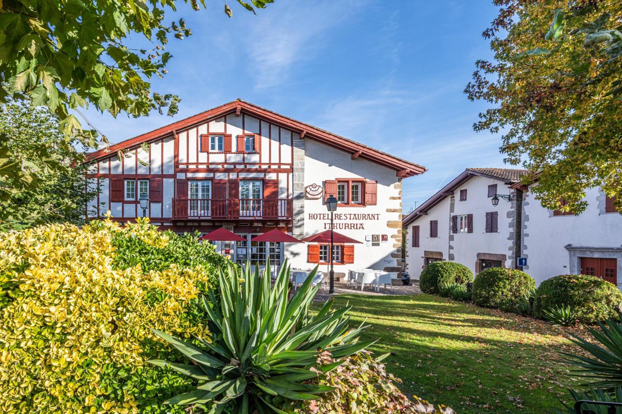 Hotel Ithurria - Teritoria Aïnhoa Eksteriør bilde