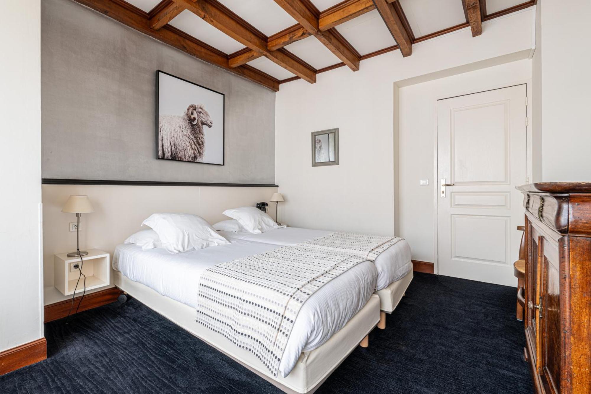 Hotel Ithurria - Teritoria Aïnhoa Eksteriør bilde